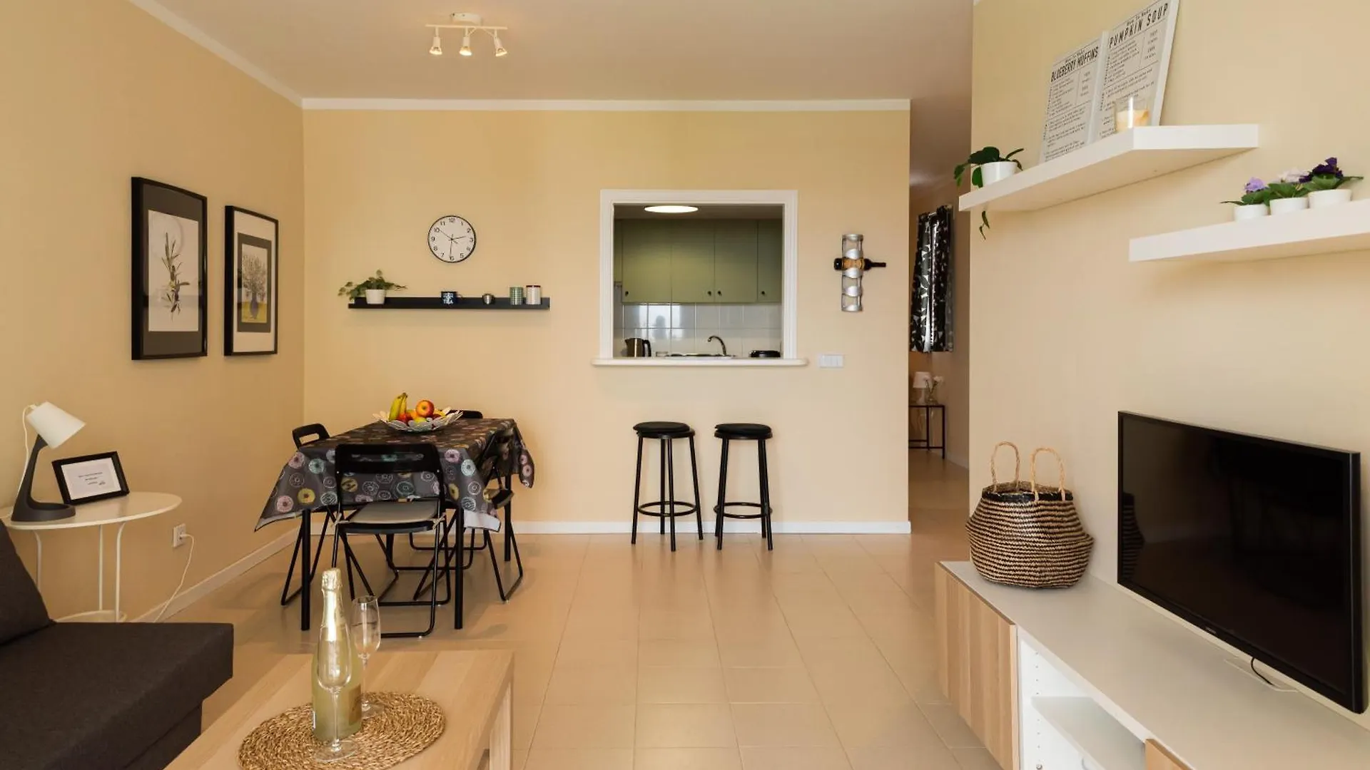 Tyler'S House Ocean View Apartment Costa Teguise
