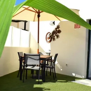 La Palmera - 2 Bedroom - Playa Roca Sea Front Access - Pool View - Free Ac - Wifi Costa Teguise